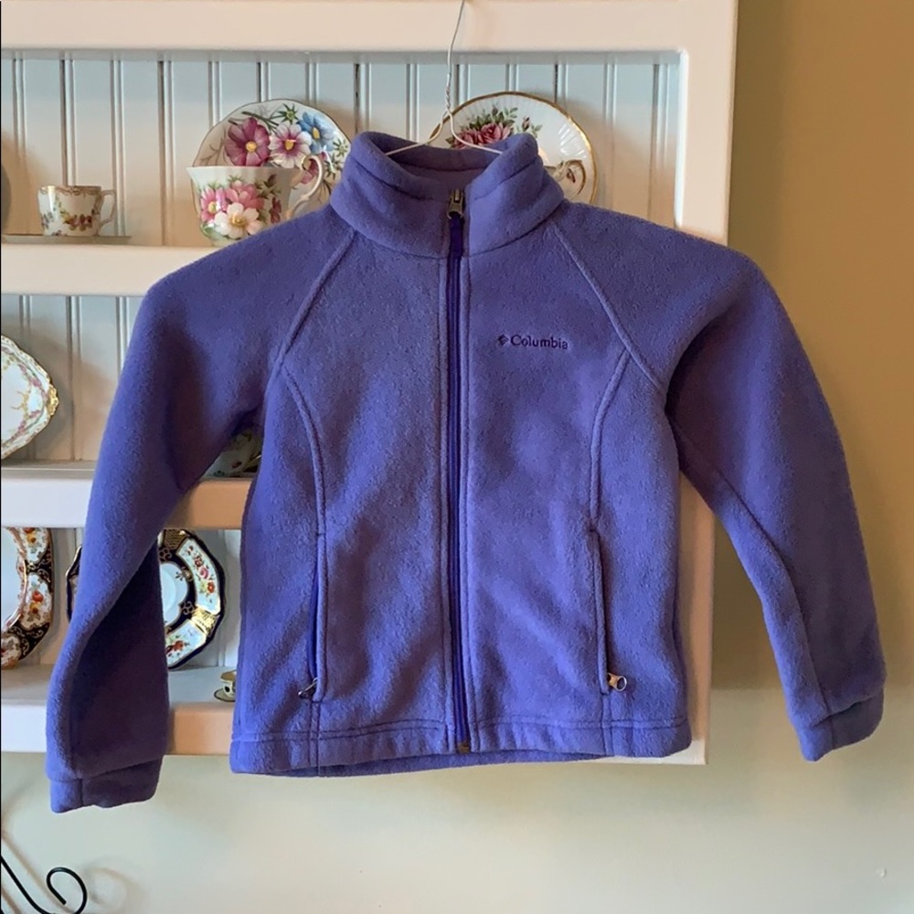 Child’s Columbia Fleece Jacket. Size XS (6/7)